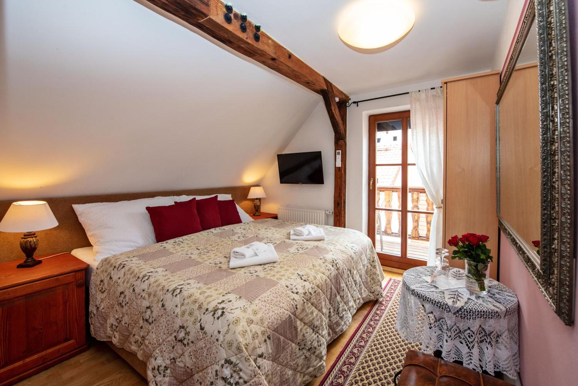 Ubytování u BÍLÉ PANÍ Český Krumlov Camera foto